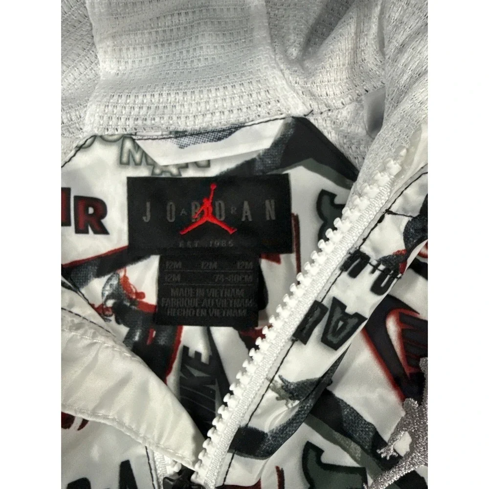 Jordan Jumpman 12 Month Windbreaker Jacket Black White Red Graphic NWT